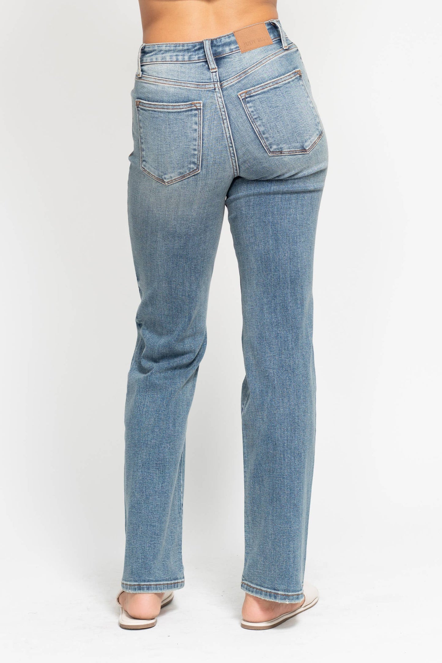 High Waisted Dad Straight Jean: MD / 5(27)