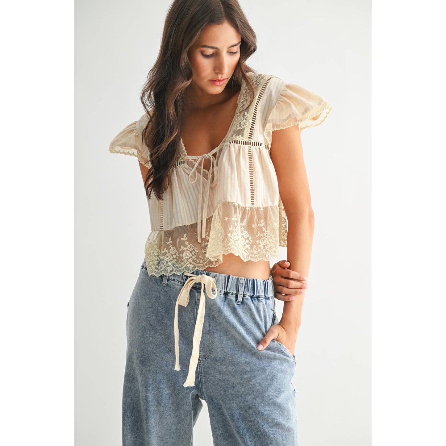 LACE-TRIMMED BLOUSE: RED