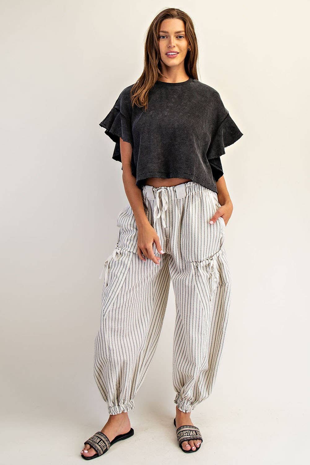 PL8297 - WAFFLE KNIT TIERED FLUTTER SLEEVE CROP TOP