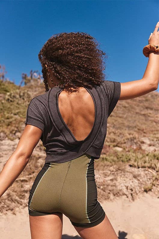 White / XL - Slouchy wrapped cutout back short sleeve workout tee top
