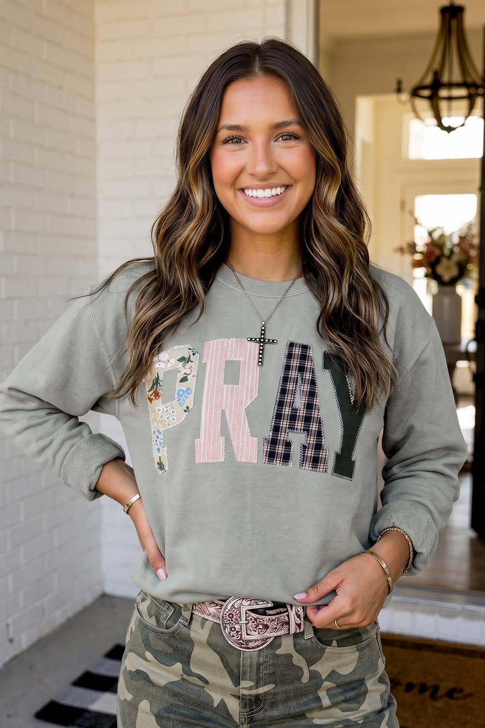 LAS Western PRAY Plaid Letter Patchwork Sweatshirt