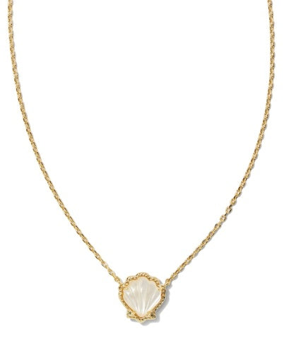 BRYNNE SHELL SHORT PENDANT NECKLACE GOLD IVORY MOTHER OF PEARL