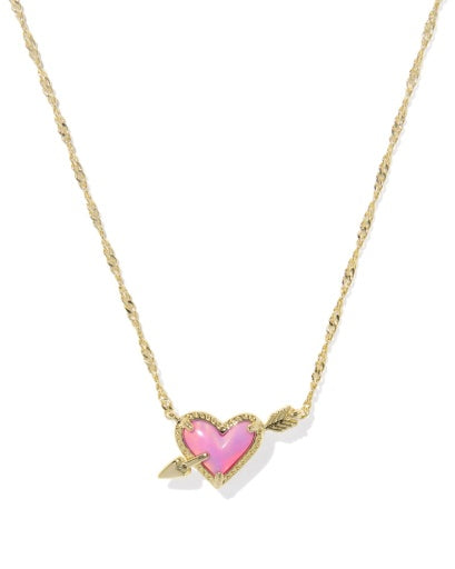 ARI HEART ARROW SHORT PENDANT NECKLACE - GOLD PINK OPALESCENT RESIN